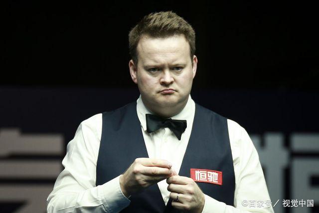 台上发光 台上发光