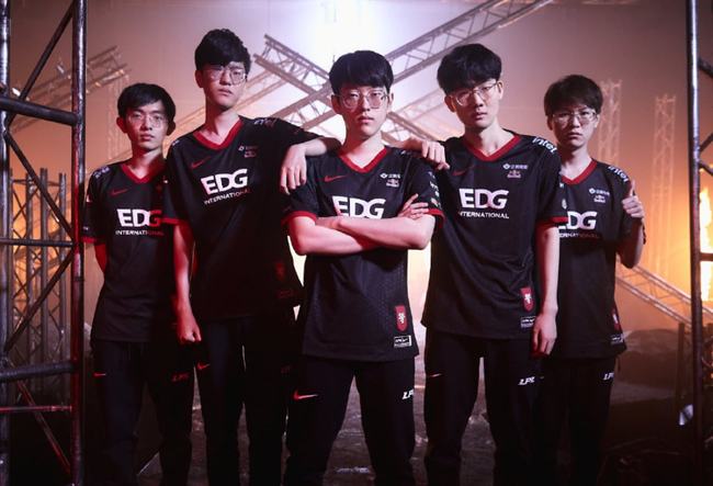 队史第五人 队史第五人