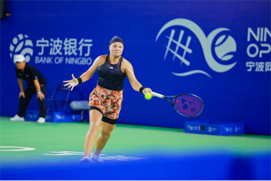 正是许多交